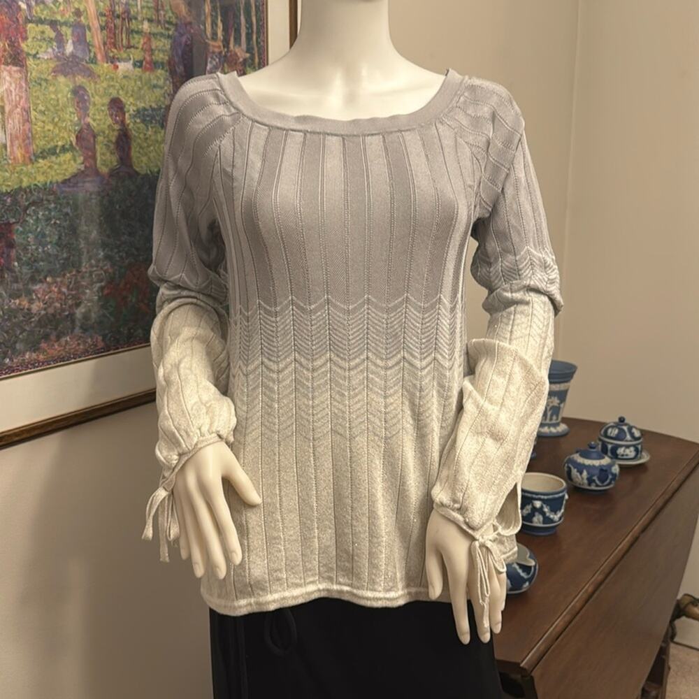 White House Black Market Small Gray Cream Chevron Knit Sweater Boho Preppy - Picture 3 of 9